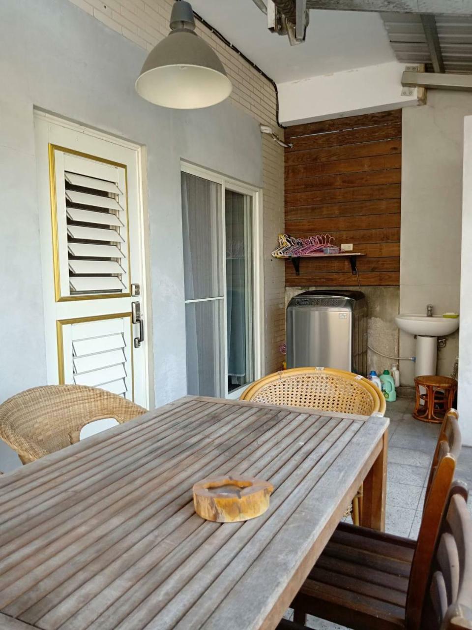 Formosa Backpackers Hostel & Apartment（青年民宿） Hualien City Exterior photo